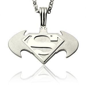 Persönalisierte Batmann Supermann- Halskette aus Sterlingsilber