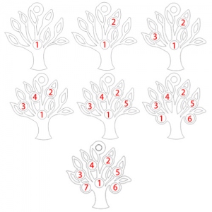Personalisierte Familienstammbaum Kette sieben eingravierte Namen und sieben Geburtssteine